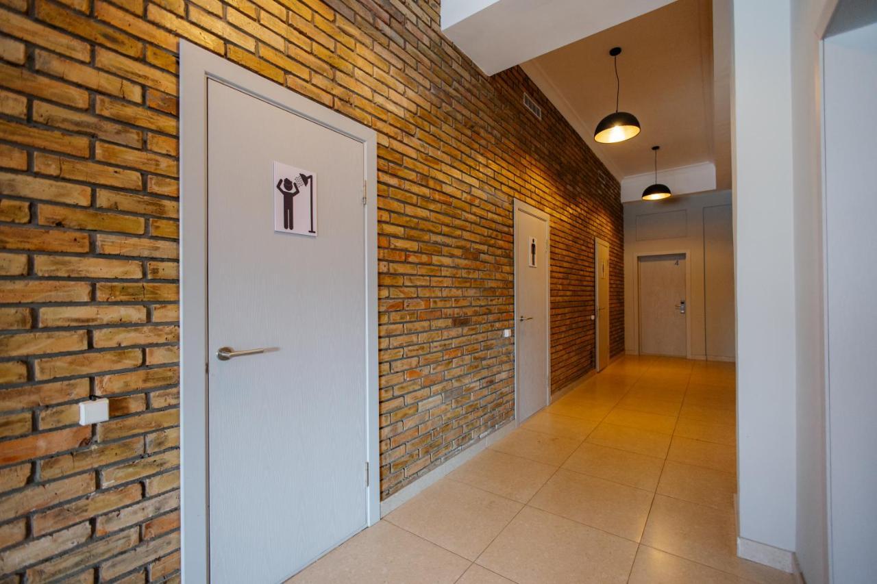 281 Hostel Бишкек Экстерьер фото