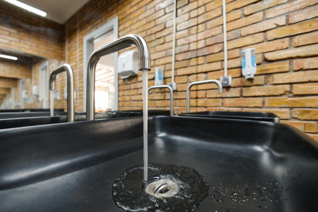 281 Hostel Бишкек Экстерьер фото
