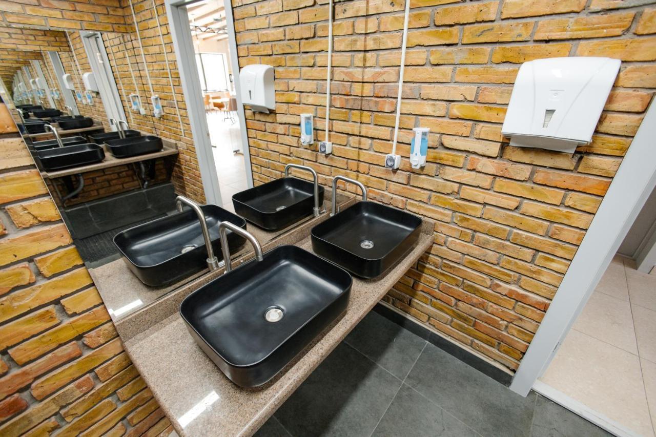 281 Hostel Бишкек Экстерьер фото