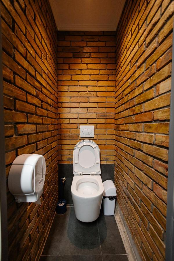 281 Hostel Бишкек Экстерьер фото